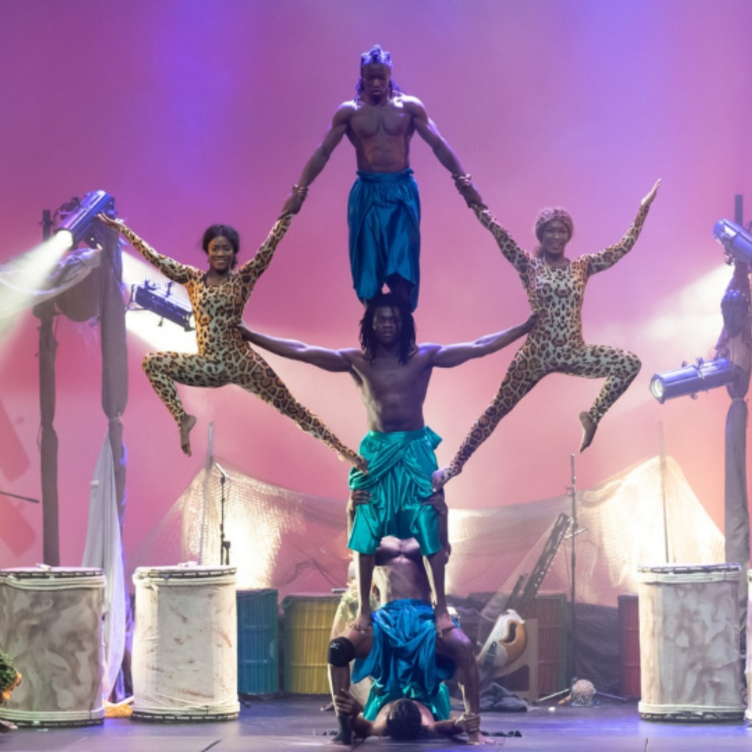 Africa in Circus by Kalabante