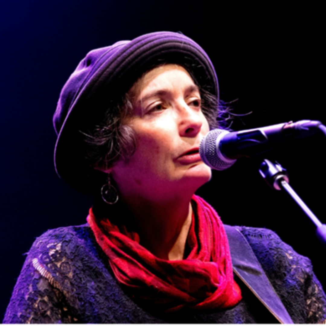 Maria Dunn