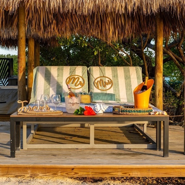 Cabana Vibes: Your Private Party in Paradise