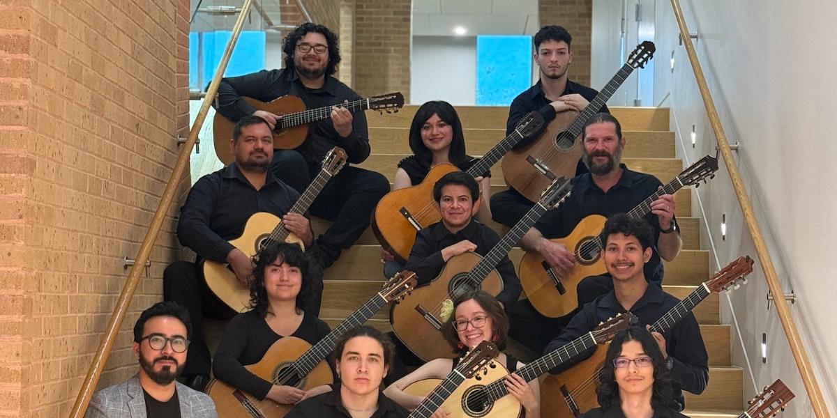 Music: Guitar Orchestra - Edinburg