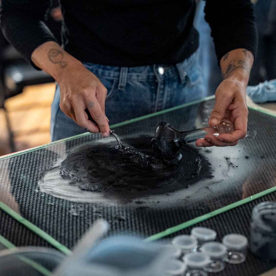 Workshop: Natural Paint-Making with Ashes
