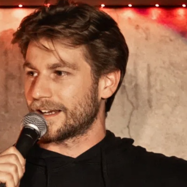 Yuk Yuk's On Tour Comedy Show presents DUSTIN SEARCY